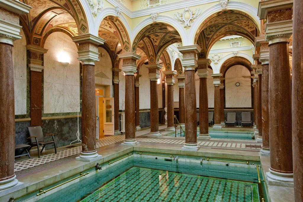 Ensana Centralni Lazne - Maria Spa マリアーンスケー・ラーズニェ エクステリア 写真