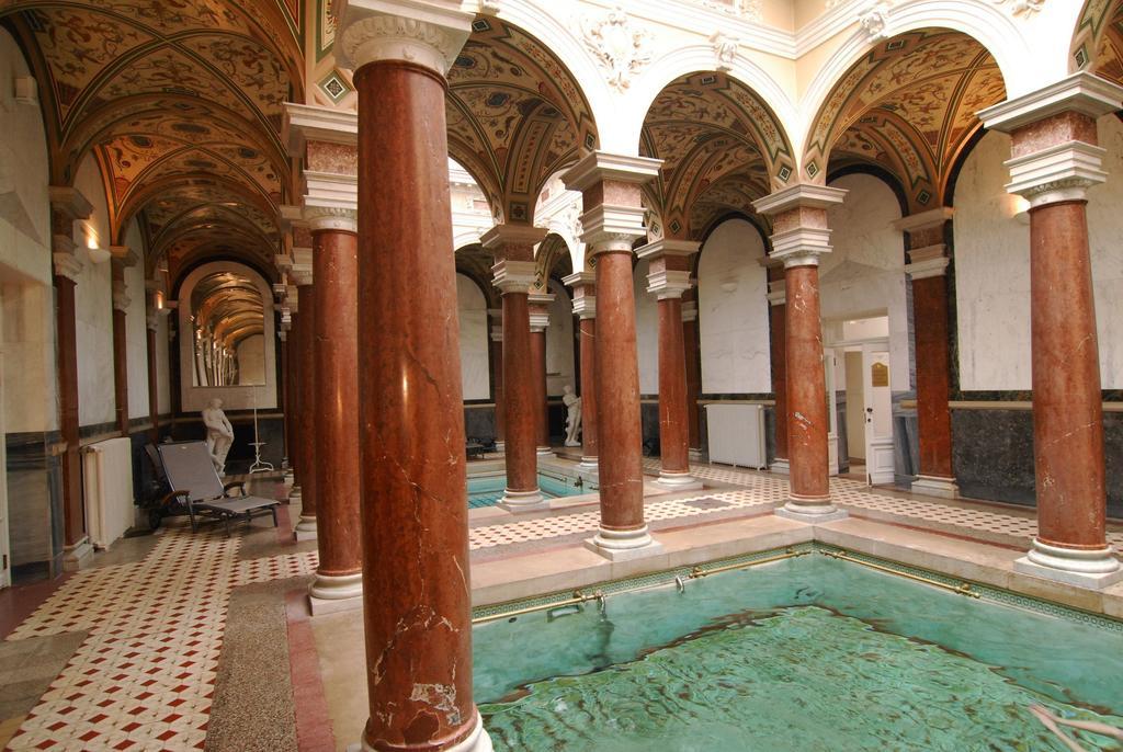 Ensana Centralni Lazne - Maria Spa マリアーンスケー・ラーズニェ エクステリア 写真